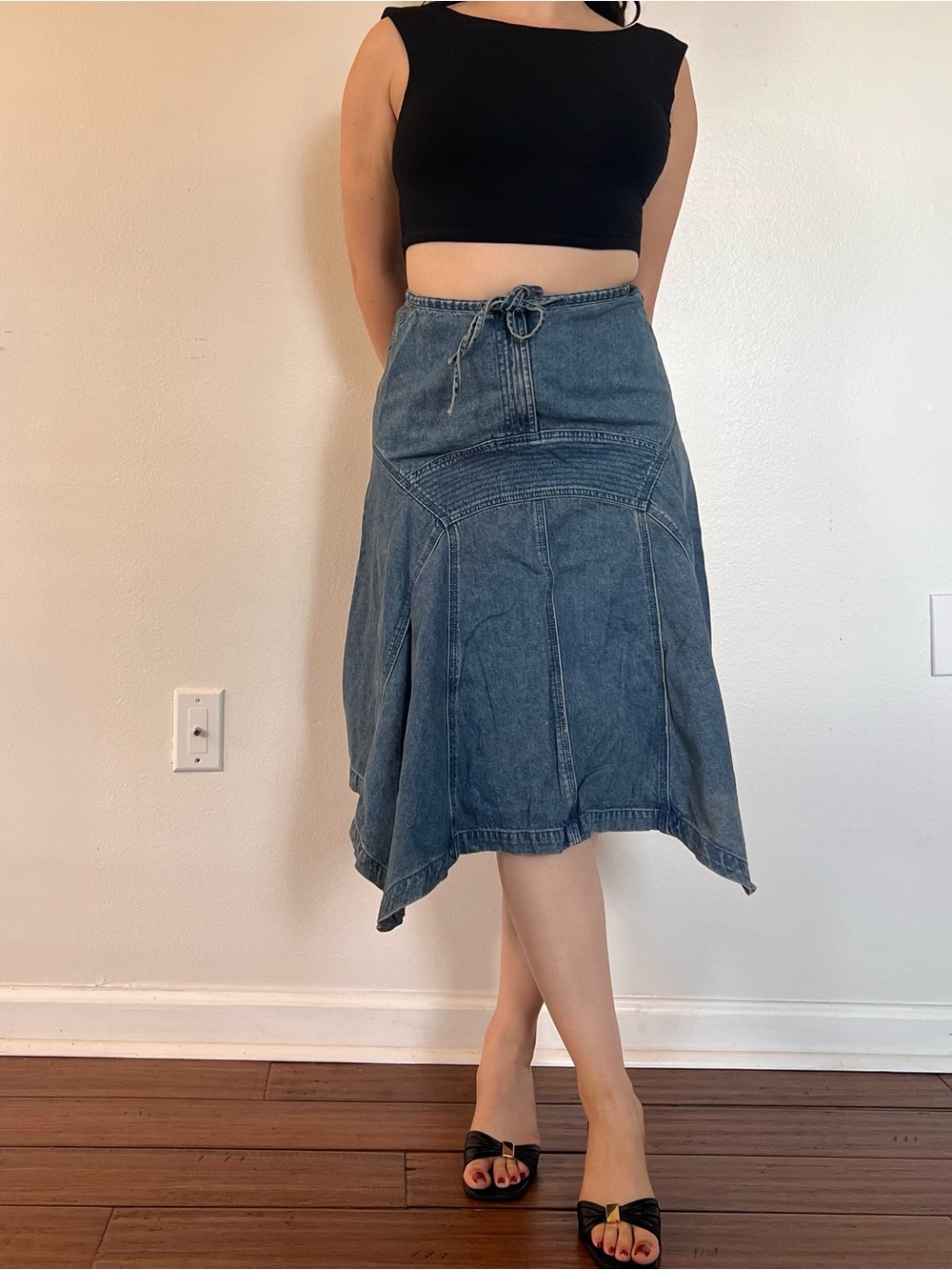 Jeanology Denim midi paneled asymmetrical skirt with tie waist// size 4